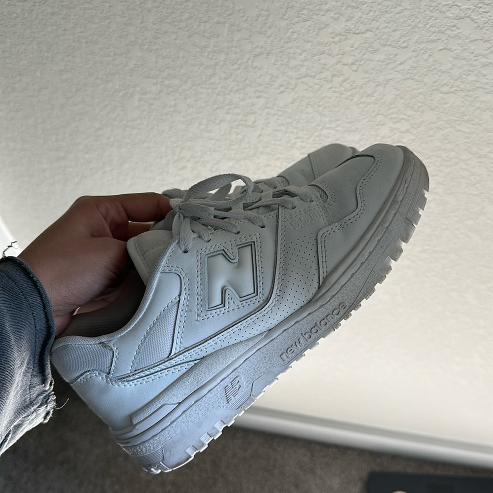 Barely worn NB 550